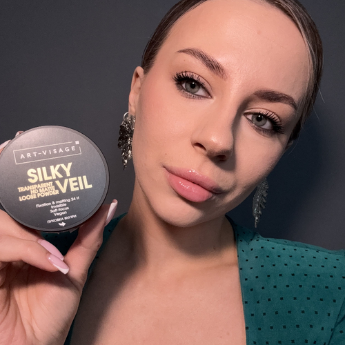 Как правильно наносить пудру?