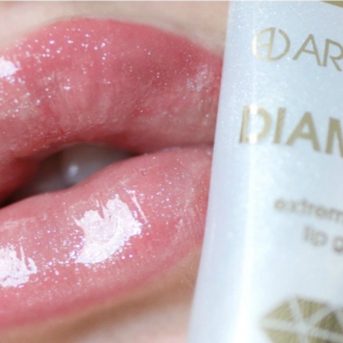 Бриллиантовое сияния на губах с новыми блесками Diamond Extreme Shine  от ART-VISAGE